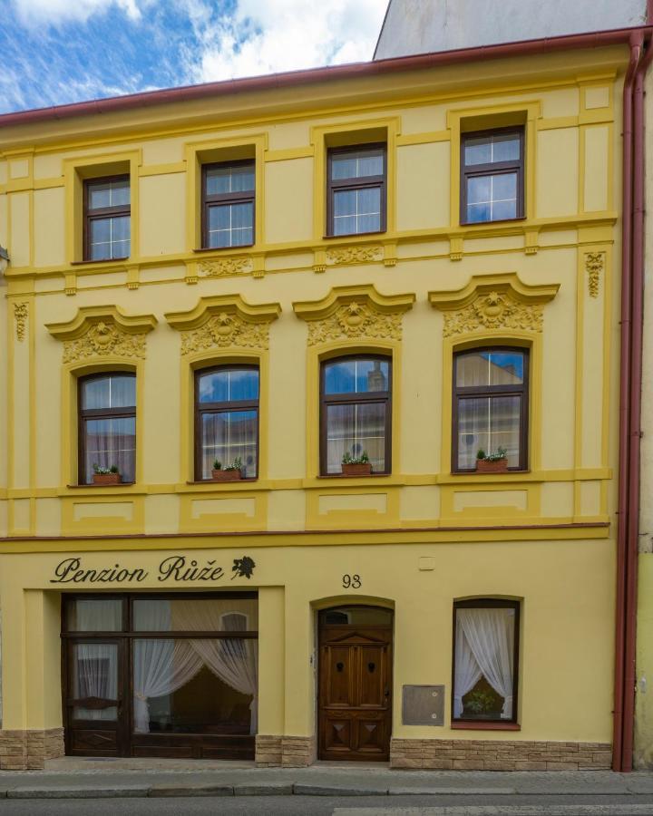 Penzion Ruze Benesov nad Ploucnici Exterior photo